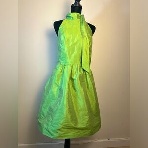 ALFRED SUNG Women’s Appletini Green Sleeveless Dupioni Cocktail Size 6 Dress.